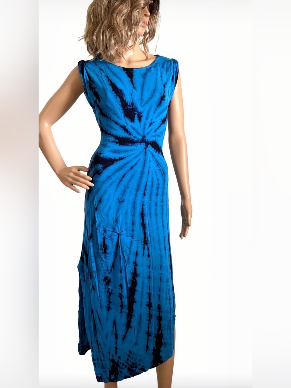 Young Fabulous & Broke Blue Tie-Dye Sleeveless Maxi Dress Side Slits Size Small